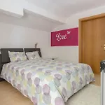 Lovely Spacious 3room Loft Under Roof-100m2-touristarea 아파트 Rauth