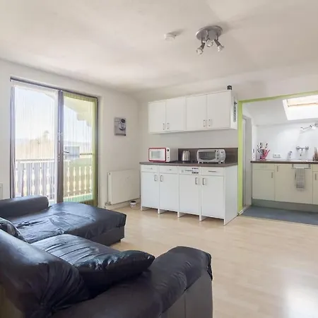 아파트 Lovely Spacious 3room Loft Under Roof-100m2-touristarea *