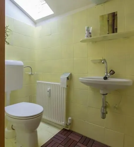 Appartement Lovely Spacious 3room Loft Under Roof-100m2-touristarea Rauth