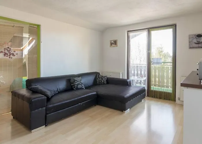 Lovely Spacious 3room Loft Under Roof-100m2-touristarea * Rauth